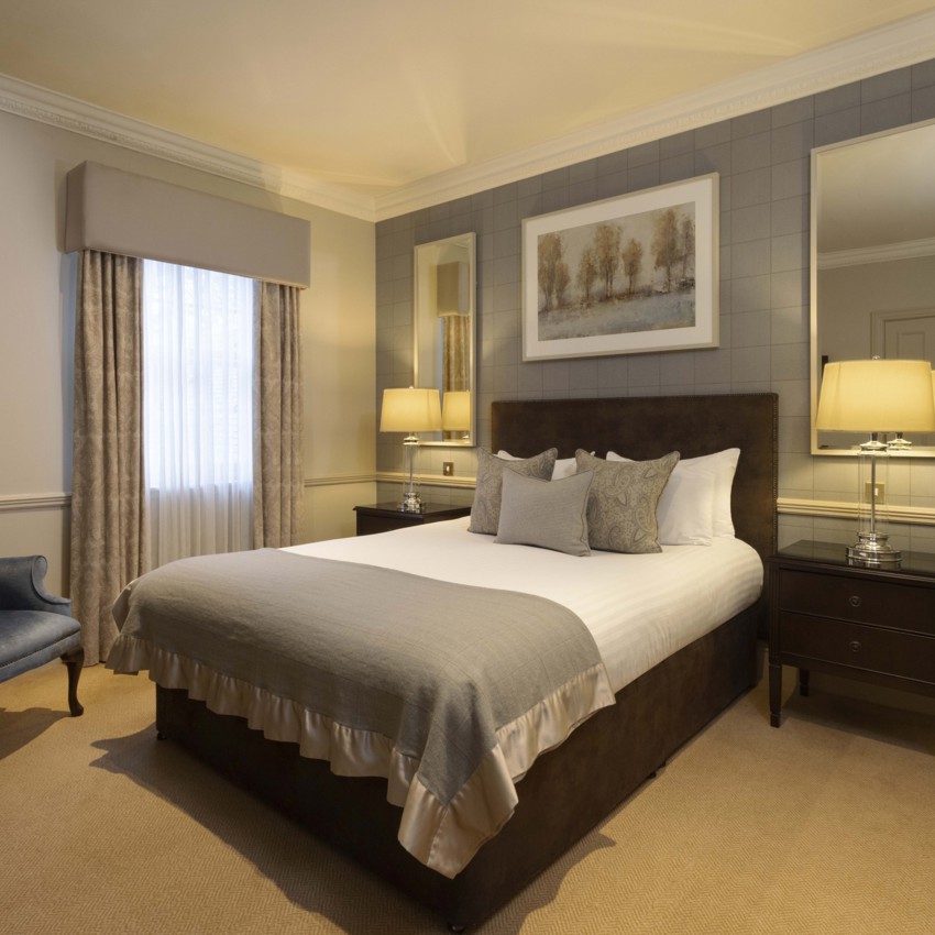 Thainstone House | Thainstone House King Suite Bedroom